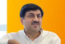 Shri Rakesh Kapoor