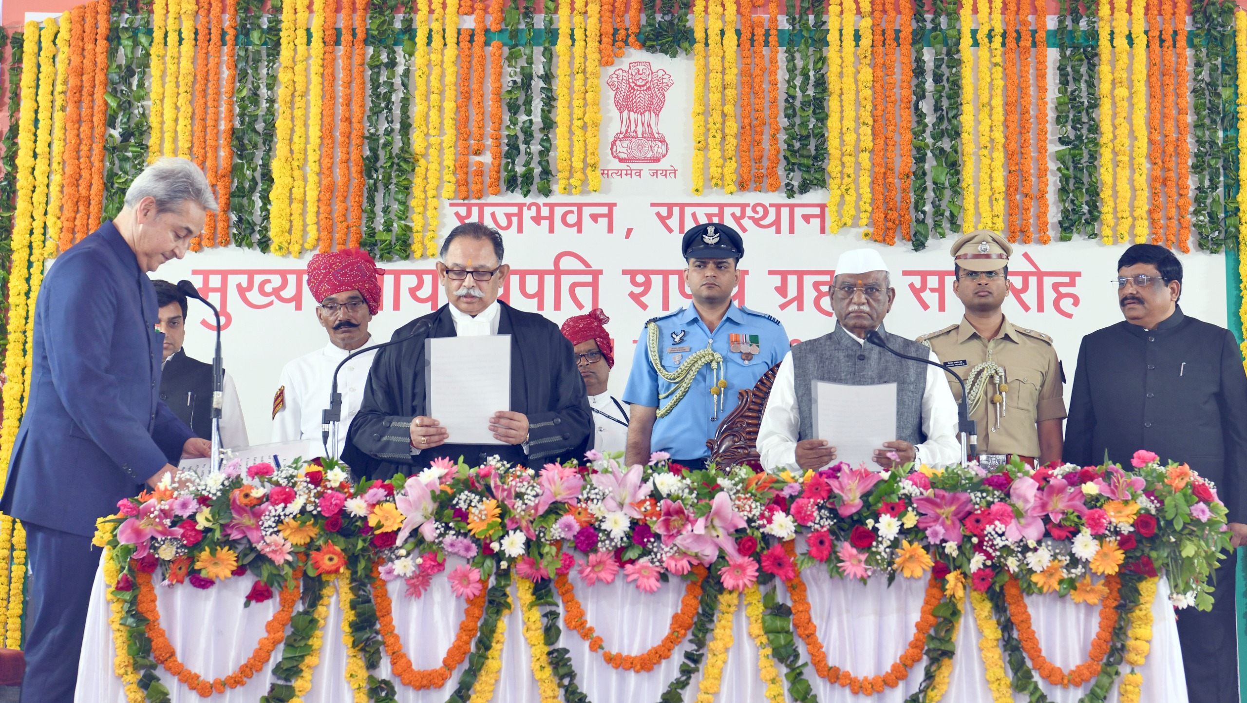Hon'ble Governor Shri Haribhau Bagde administered the oath of office to Justice Shri Kalpathi Rajendran Shriram as Chief Justice of Rjasthan